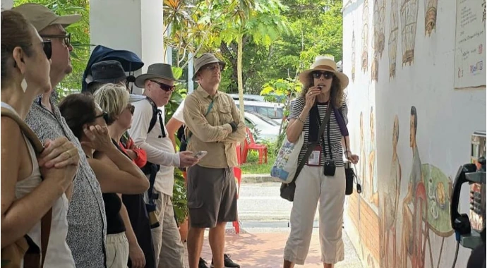 discover Singapore BLAS guided tour